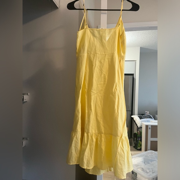 Yellow Linen Dress - Picture 4 of 5